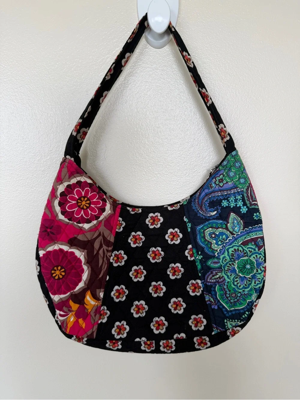 VERA BRADLEY Vintage Retired Pirouette Carnaby Blue Rhapsody Patchwork Hobo Bag